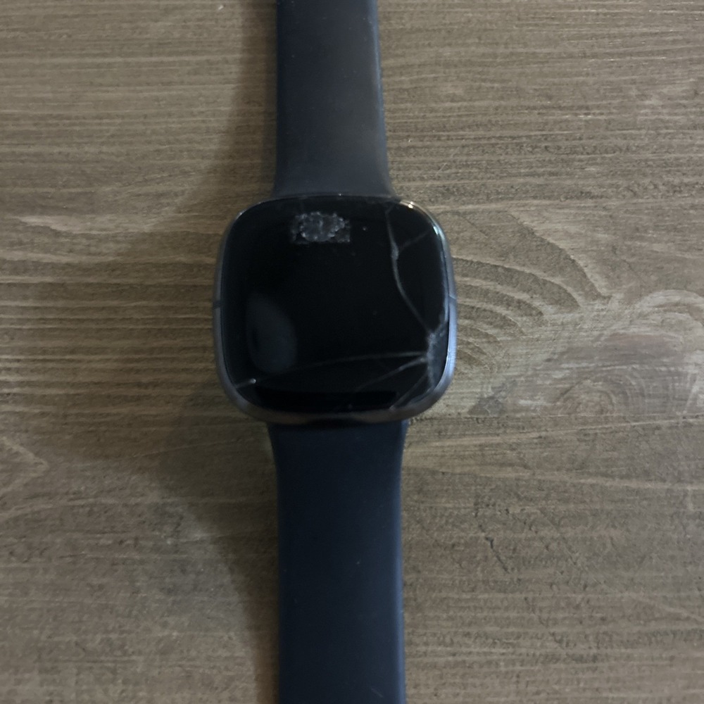 Fitbit Sense FB512 GPS Health Smartwatch Heart Rate SpO2 ECG Fitness Watch- Read - Picture 2 of 5